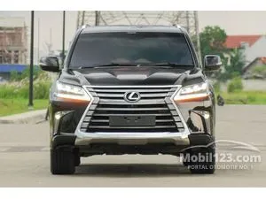 2016 Lexus LX 570 5.7 SUV