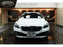 2016 Volvo V40 2.0 (ปี 13-16) D4 Cross Country Wagon