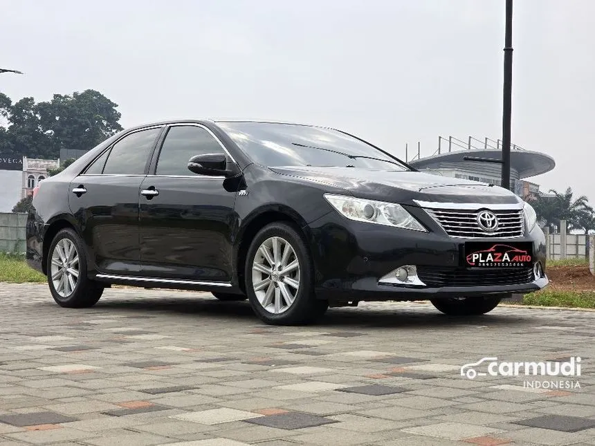 2014 Toyota Camry V Sedan