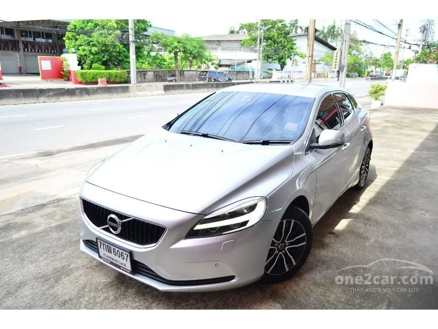 2018 Volvo V40 T4 Wagon