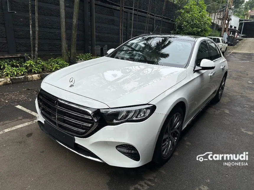 2025 Mercedes-Benz E200 Exclusive Line Sedan
