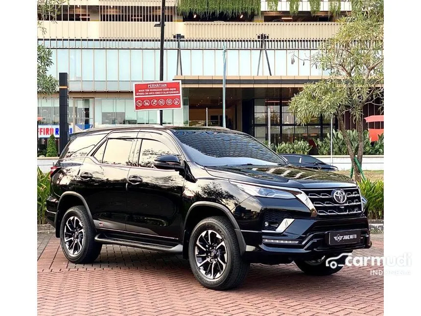 2022 Toyota Fortuner GR Sport SUV