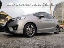 ( DEEPAVALI PROMOTION ) ( TRUE YEAR ) 2015 Honda JAZZ 1.5L V (A) FULL SPEC TOUCH SCREEN ( LOW PROCESSING FEE )
