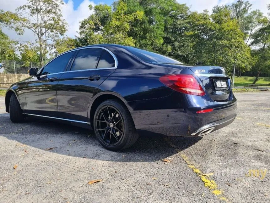 2016 Mercedes-Benz E200 Avantgarde Sedan