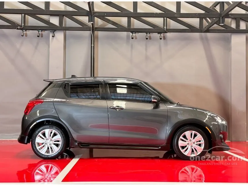 2020 Suzuki SWIFT GLX Hatchback