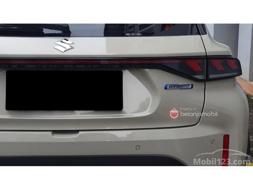 2025 Suzuki Fronx SGX Hybrid (2 Tone) SUV