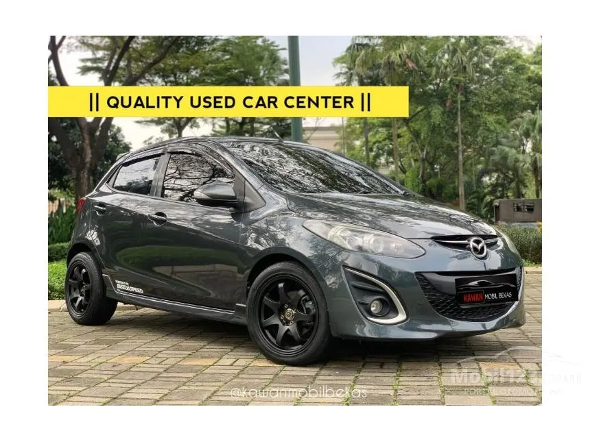 Jual Mobil Mazda 2 2013 R 1.5 di Banten Automatic Hatchback Abu