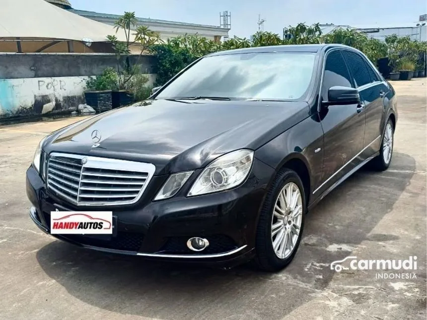 2010 Mercedes-Benz E250 CGI Sedan