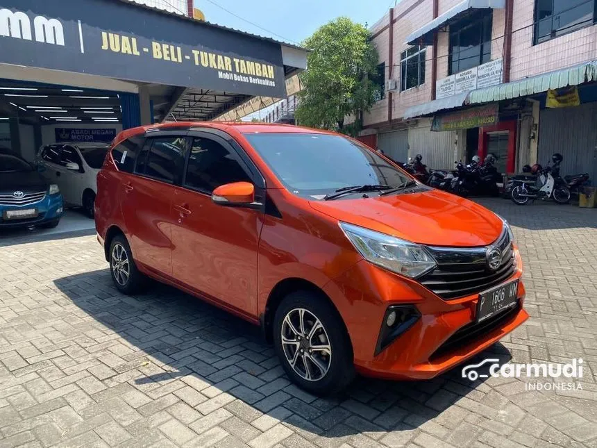 Jual Mobil Daihatsu Sigra 2019 R Deluxe 1.2 di Jawa Timur Manual MPV Orange Rp 129.000.000