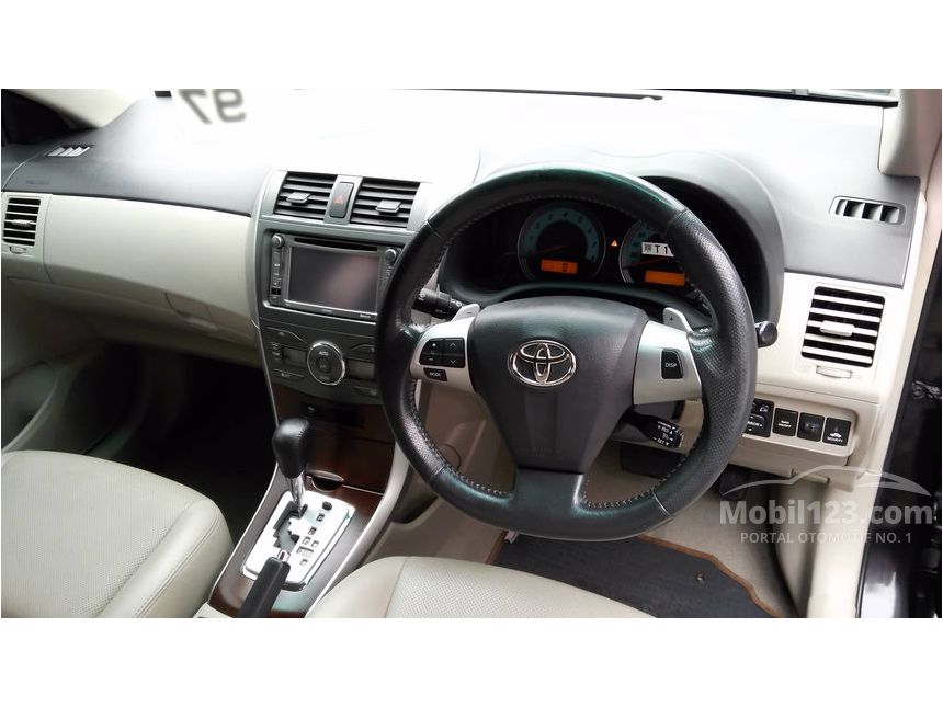 Jual Mobil  Toyota Corolla Altis  2012  V 2 0 di DKI Jakarta  