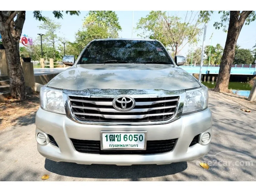 2014 Toyota Hilux Vigo CNG Pickup