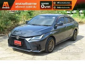 2022 Toyota Yaris Ativ 1.2 Premium Luxury Sedan