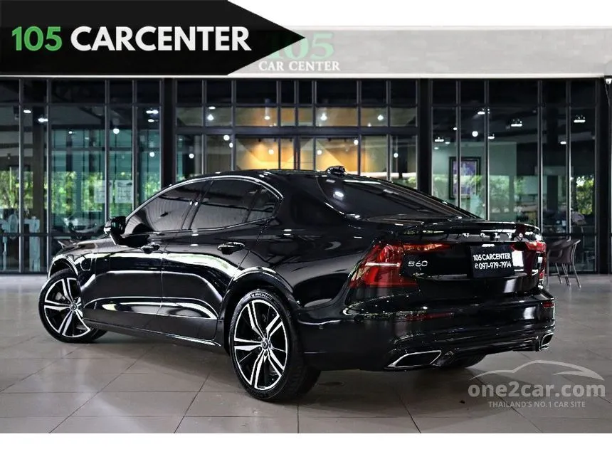2021 Volvo S60 Recharge T8 R-Design Sedan