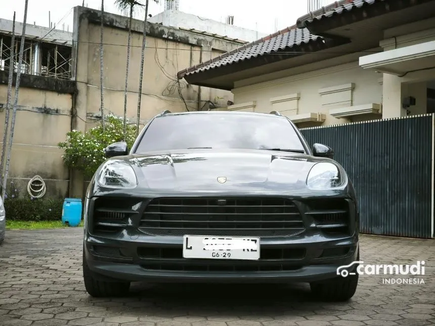 Jual Mobil Porsche Macan 2019 S 2.9 di Jawa Timur Automatic SUV Abu