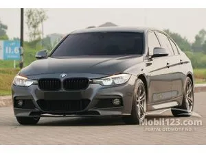 2019 BMW 330i 2.0 Sport Shadow Edition Sedan
