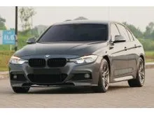 2019 BMW 330i 2.0 Sport Shadow Edition Sedan