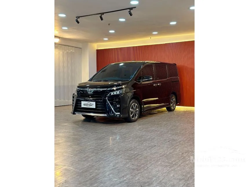 2021 Toyota Voxy MPV