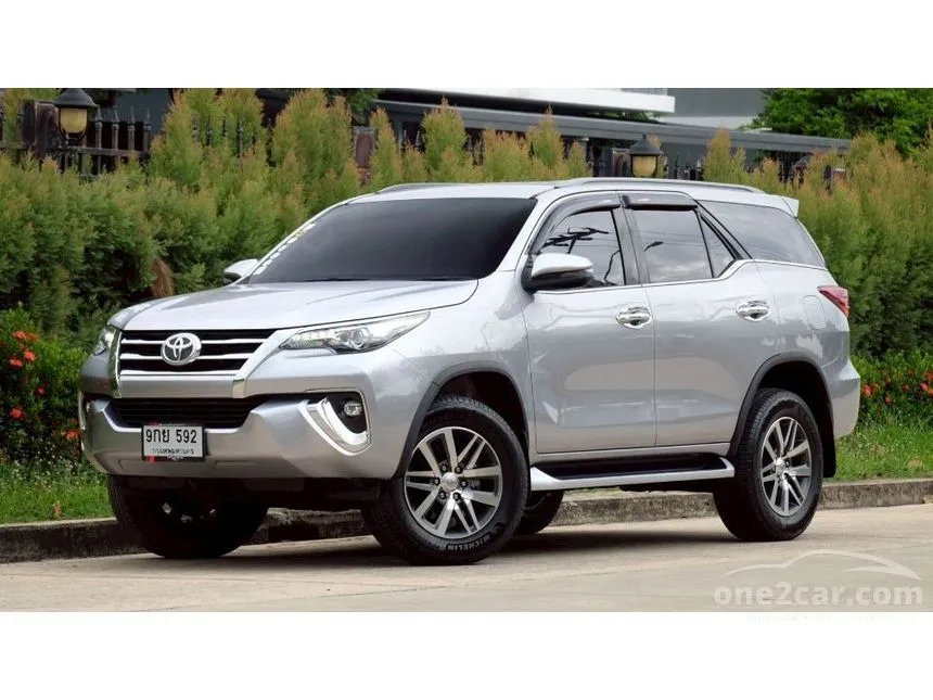 2020 Toyota FORTUNER V SUV