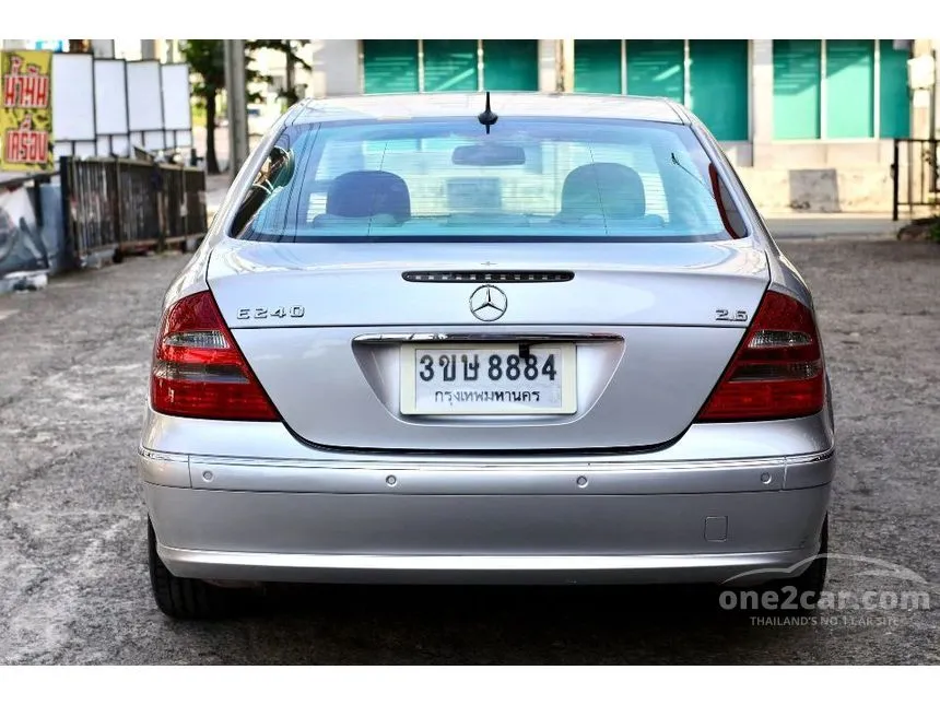 2004 Mercedes-Benz E240 Avantgarde Sedan