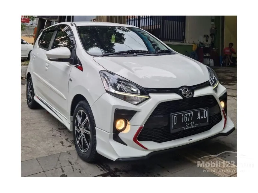 Jual Mobil Toyota Agya 2021 TRD 1.2 di Jawa Barat Automatic Hatchback Putih Rp 145.000.000