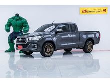 2019 Toyota Hilux Revo 2.4 SMARTCAB J Pickup