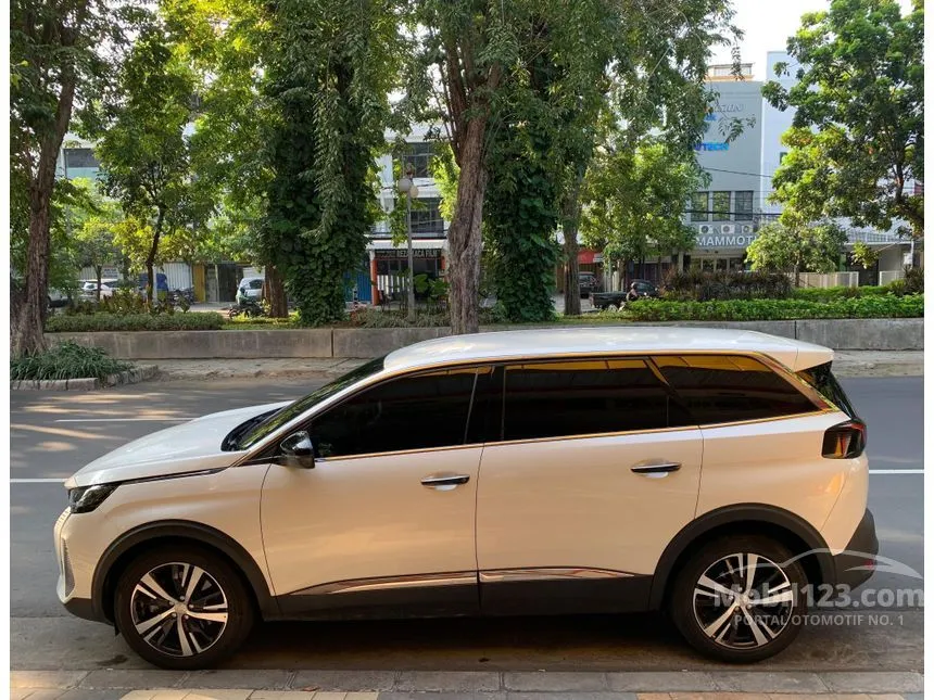 2021 Peugeot 5008 Active SUV