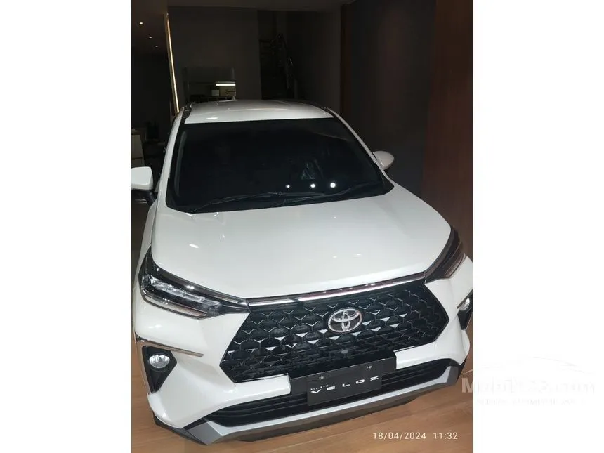 Jual Mobil Toyota Veloz 2024 Q 1.5 di Banten Automatic Wagon Putih Rp 289.000.000