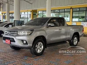 2016 Toyota HILUX REVO 2.4 G Prerunner Smart Cab Pickup