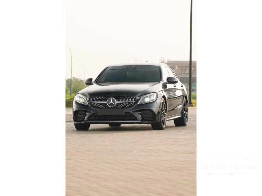 2021 Mercedes-Benz C300 AMG Line Sedan