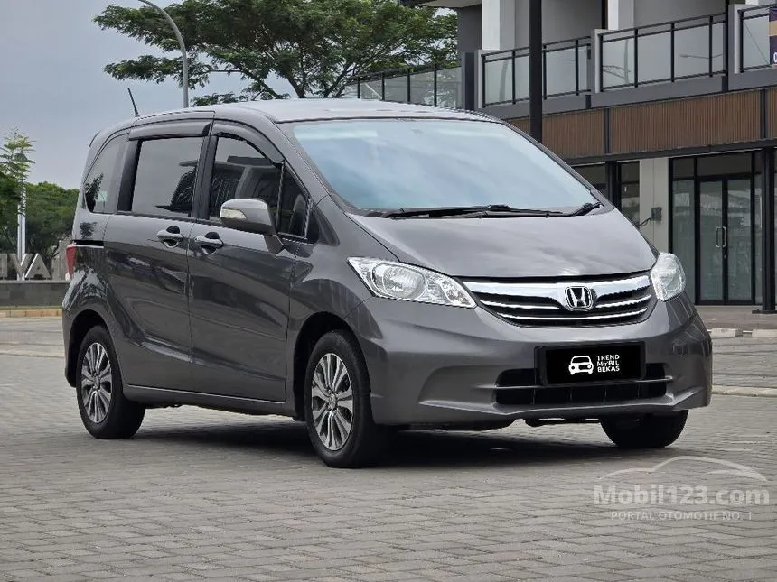 2012 Honda Freed Power Sliding Door MPV