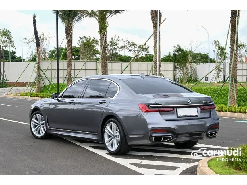 2018 BMW 730Li Sedan