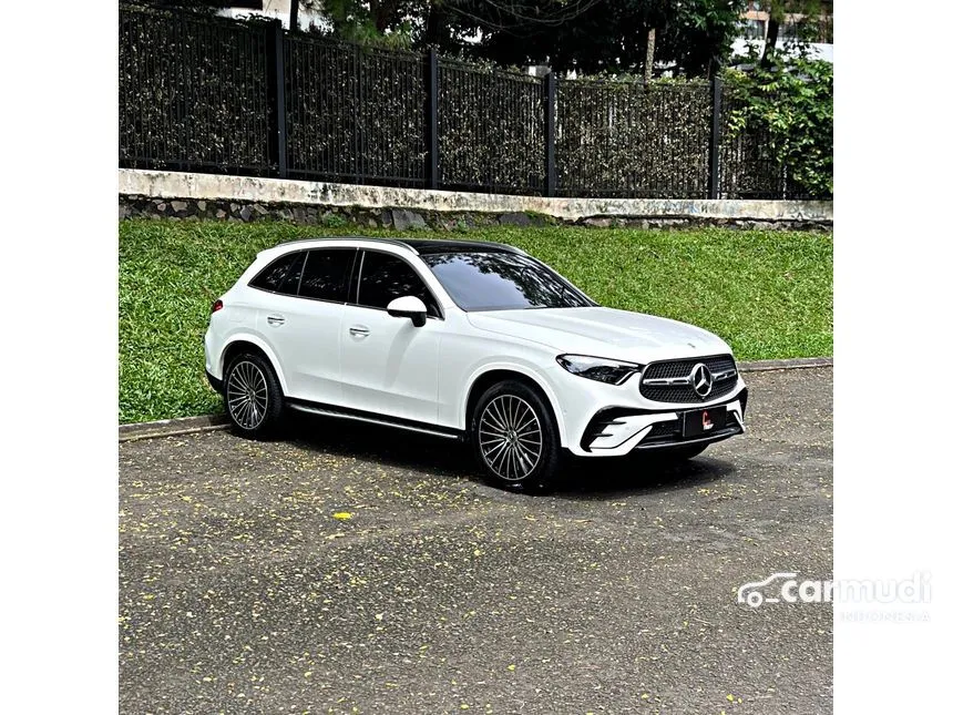 2023 Mercedes-Benz GLC300 AMG Line 4MATIC SUV