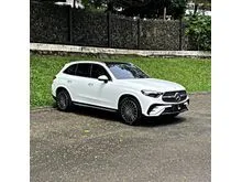 2023 Mercedes-Benz GLC300 2.0 AMG Line 4MATIC SUV LIKE NEW BERGARANSI 2024