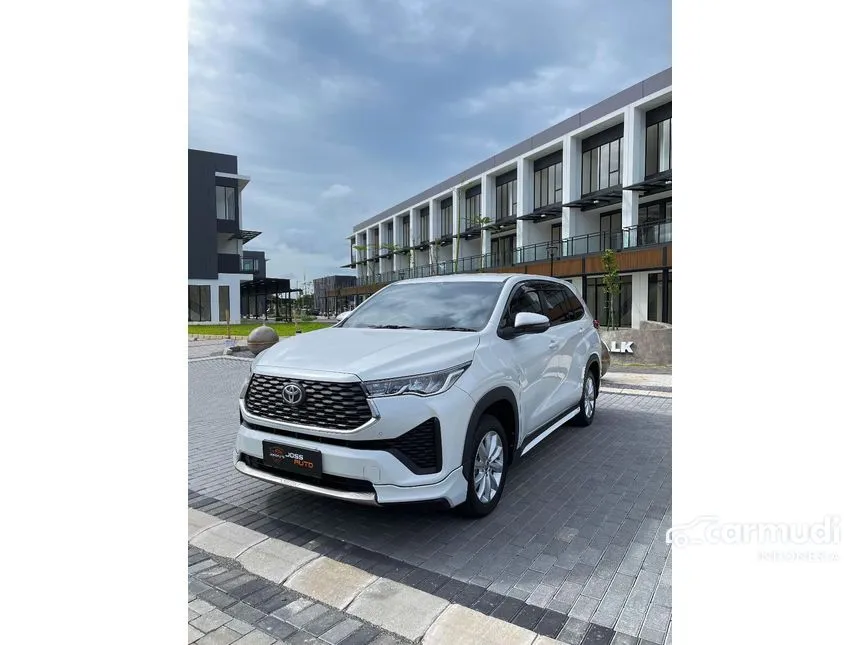 2022 Toyota Kijang Innova Zenix V Wagon