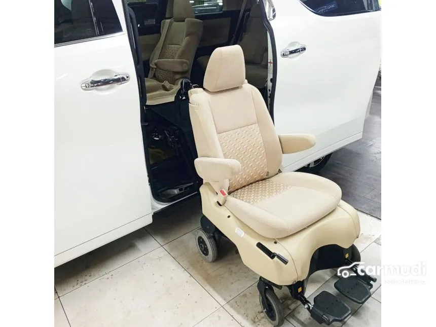 2018 Toyota Alphard X MPV