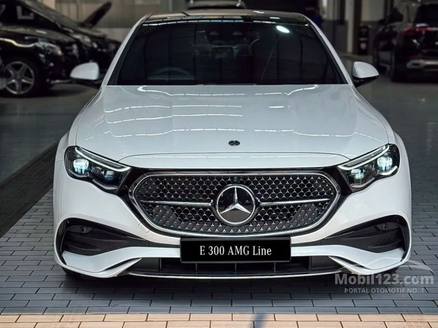 2025 Mercedes-Benz E300 AMG Line Sedan