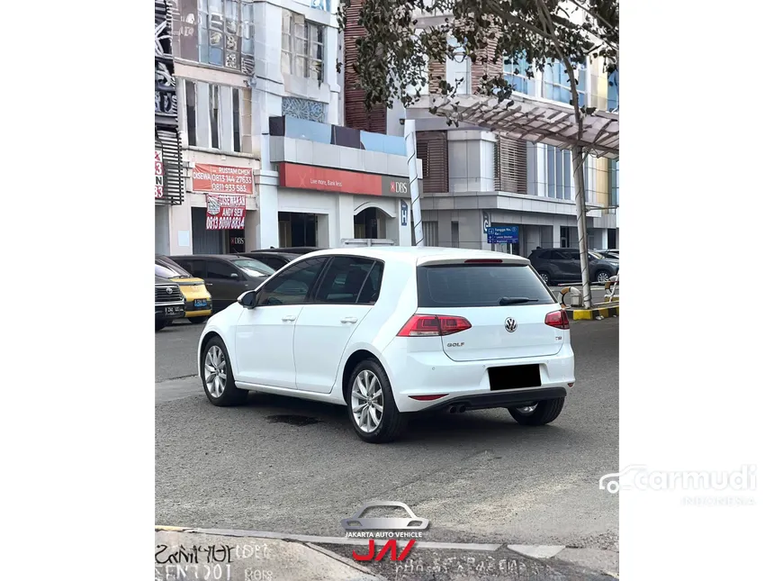 2014 Volkswagen Golf TSI (CKD) Hatchback