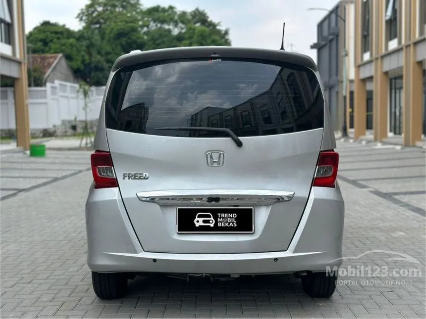 2014 Honda Freed S MPV