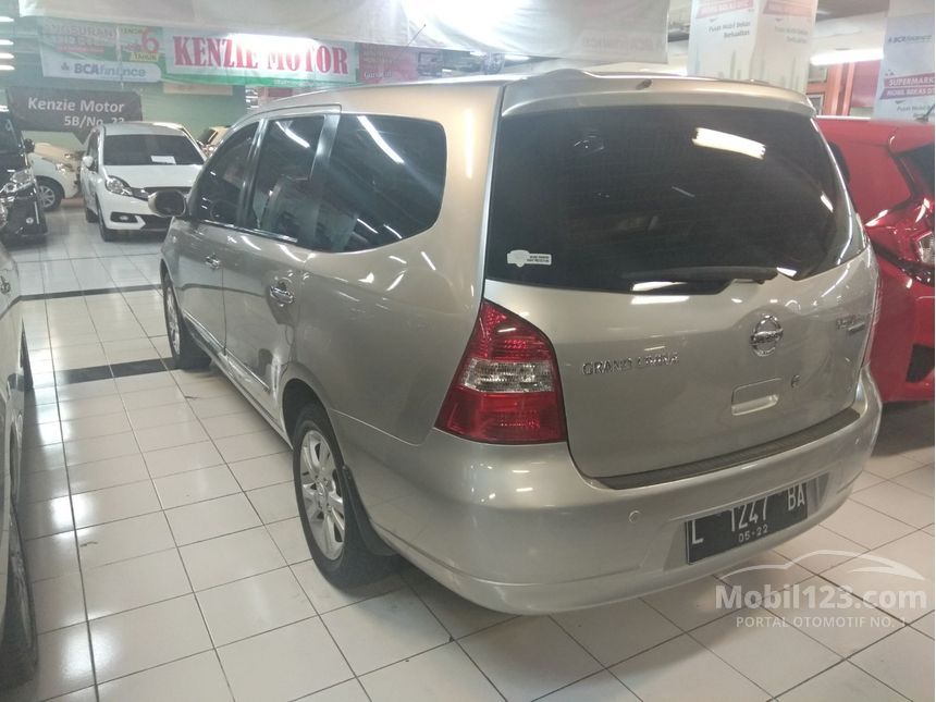 Jual Mobil Nissan Grand Livina 2012 Ultimate 1.5 di Jawa 