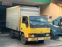 2003 Mitsubishi Colt Diesel 3.3 FE304 Truck