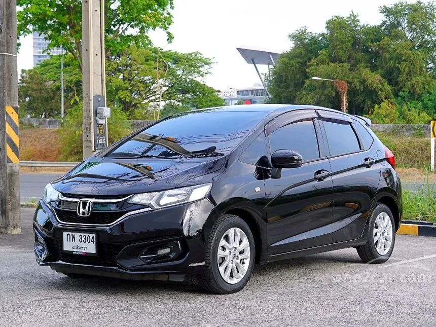 2019 Honda JAZZ V+ Hatchback