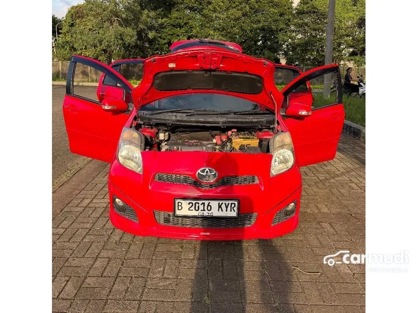 2012 Toyota Yaris S Limited Hatchback