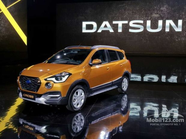 Datsun Cross Mobil Bekas Baru dijual di Indonesia - Dari 