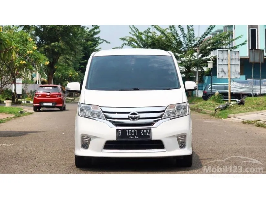 Jual Mobil Nissan Serena 2014 Highway Star 2.0 di DKI Jakarta Automatic MPV Putih Rp 165.000.000