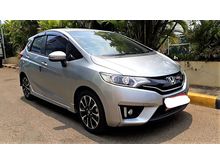 2016 Honda Jazz 1.5 RS Hatchback dp 37 jt saja pajak panjang 1 thn