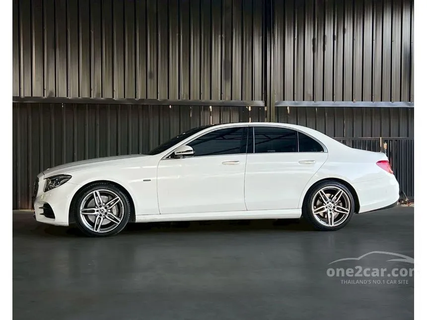 2019 Mercedes-Benz E350 e AMG Dynamic Sedan