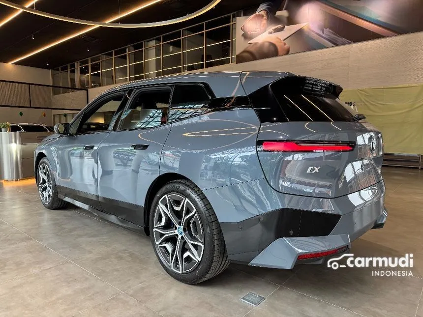 2024 BMW iX xDrive50 Sport SUV