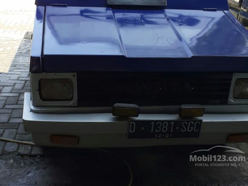 1984 Toyota Kijang KF 20 MPV Minivans