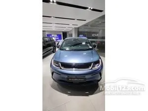 2025 BYD Dolphin Dynamic Standard Range Hatchback
