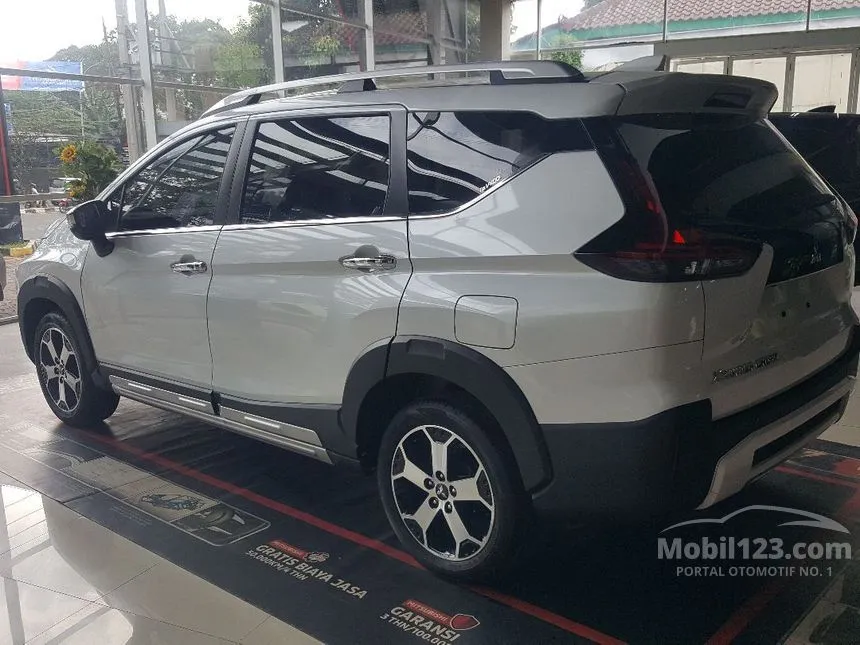 2022 Mitsubishi Xpander CROSS Wagon